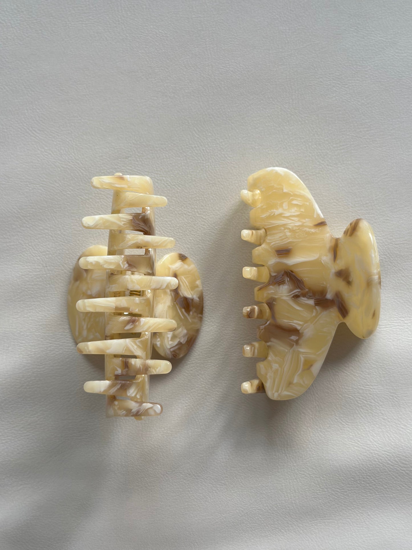 Honey Bee hairclip