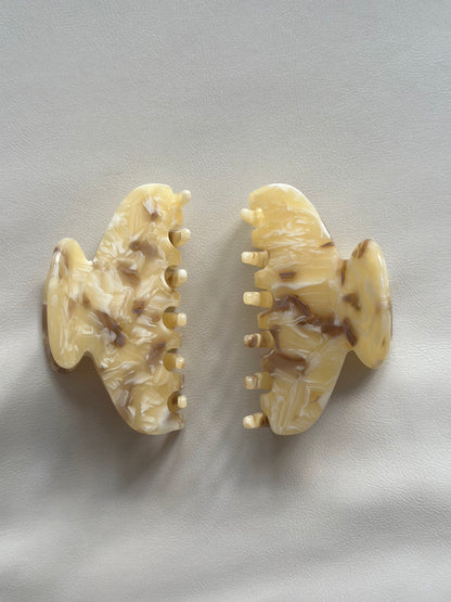 Honey Bee hairclip